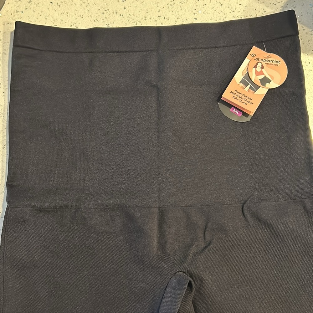 Shapermint Shaper BikeShorts - Picture 3 of 4